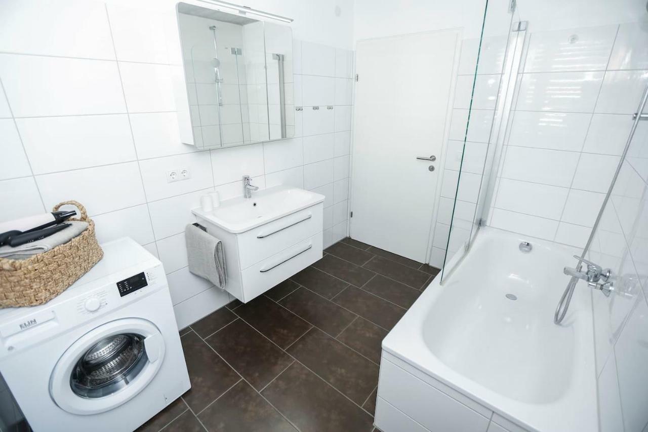 Gartenwohnung In Praemierter Wohnanlage Klaus  Экстерьер фото